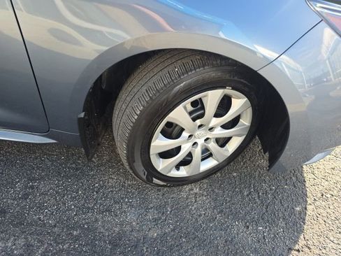 Used 2025 Toyota Corolla LE image 46