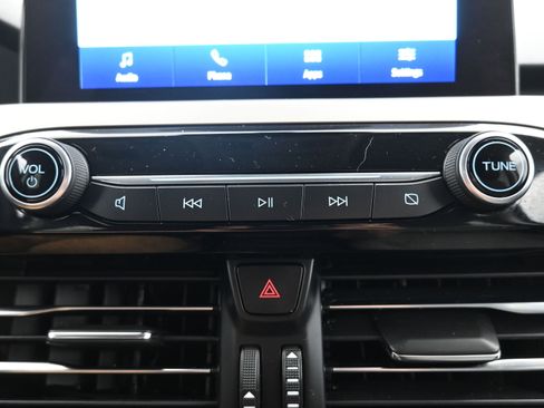 Used 2021 Ford Escape SE FWD image 17