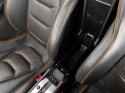 Used 2013 McLaren MP4-12C Coupe image 21