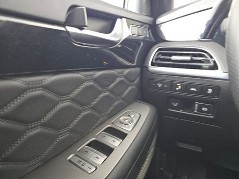 Used 2022 Hyundai Palisade Calligraphy image 71