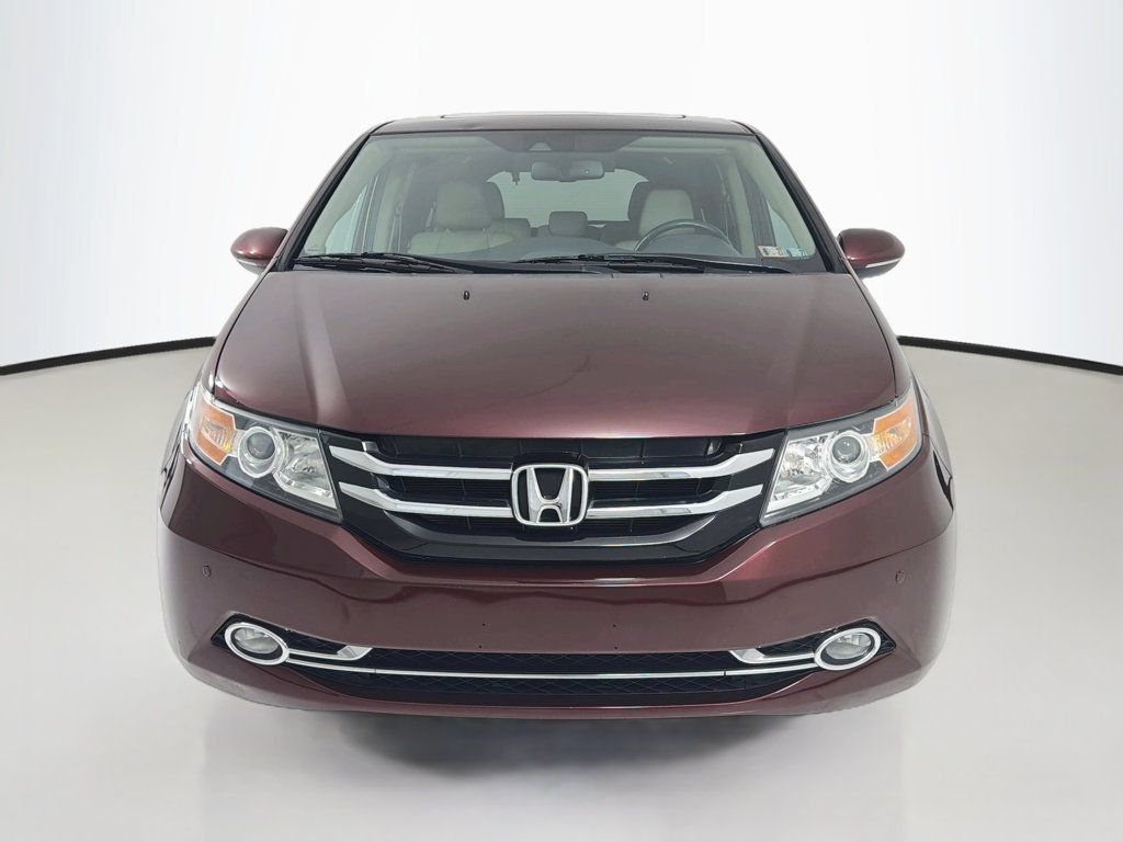 Used 2016 Honda Odyssey Touring Elite image 2