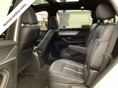 Certified 2026 MAZDA CX-90 3.3 Turbo w/ Premium Plus Pkg AWD/4WD image 15