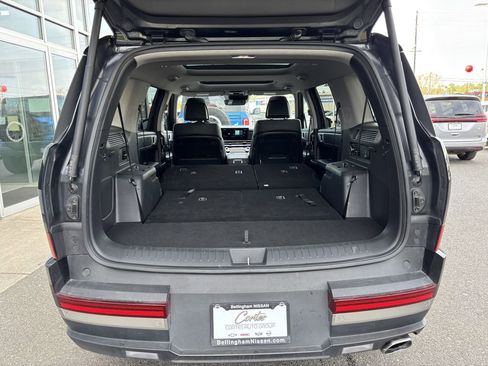 Used 2025 Hyundai Santa Fe Limited AWD/4WD image 28