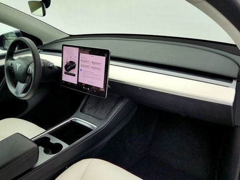 Used 2023 Tesla Model Y Long Range AWD/4WD image 30