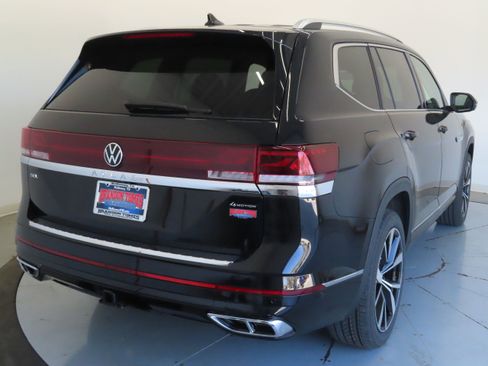 New 2026 Volkswagen Atlas SEL Premium R-Line AWD/4WD image 4