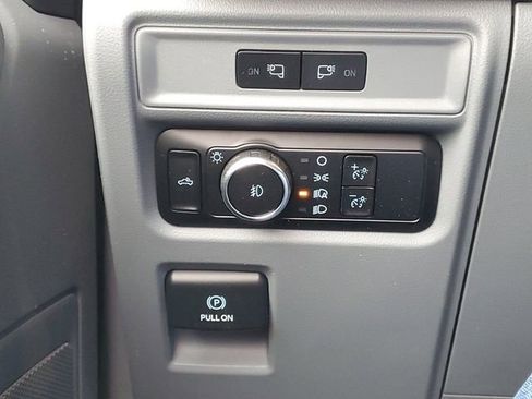 Used 2024 Ford F150 XLT w/ FX4 Off-Road Package image 15