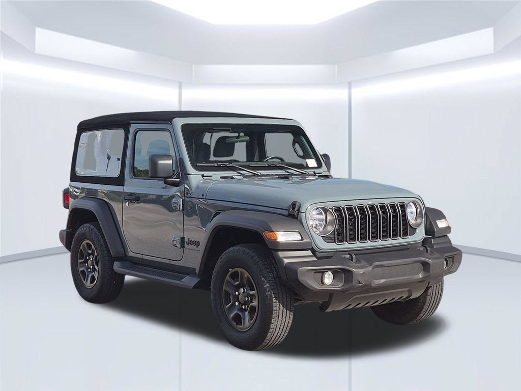 Used 2024 Jeep Wrangler Sport AWD/4WD image 8