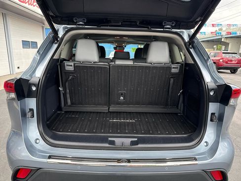 Used 2021 Toyota Highlander Limited AWD/4WD image 5
