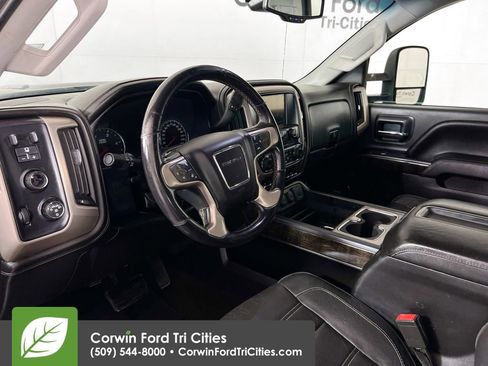 Used 2015 GMC Sierra 3500 Denali w/ Duramax Plus Package image 3