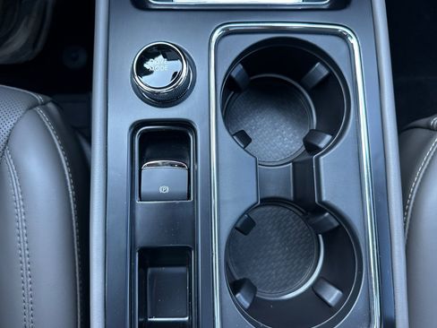 New 2025 Lincoln Corsair Reserve image 28