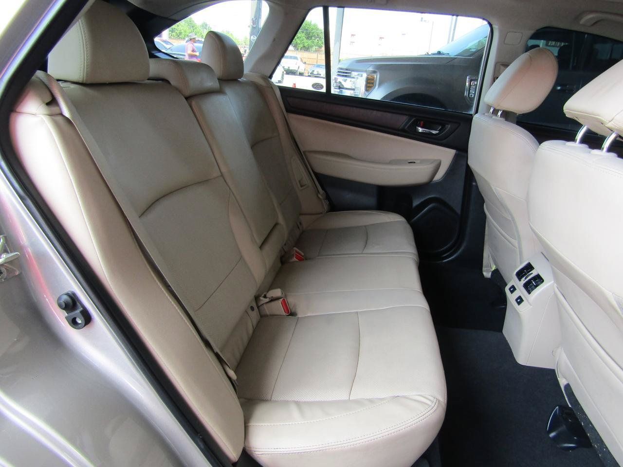 Used 2017 Subaru Outback 3.6R Limited AWD/4WD image 13