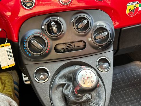 Used 2017 FIAT 500 Abarth image 33