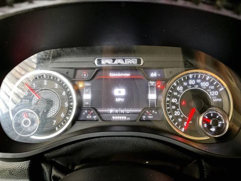 Used 2021 RAM 1500 Big Horn image 25