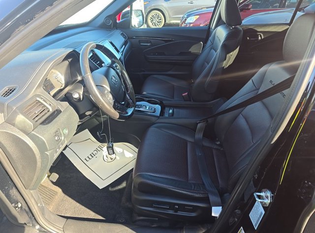 Used 2023 Honda Ridgeline Black Edition image 3