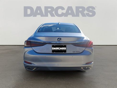 Used 2024 Lexus ES 350 w/ Premium Package image 5