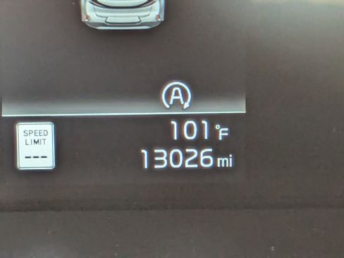 Certified 2025 Kia Soul LX w/ LX Technology Package image 31