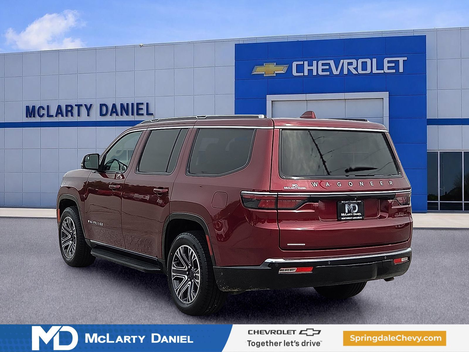 Used 2023 Jeep Wagoneer 4WD w/ Premium Group I image 4