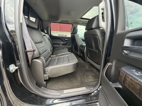 Used 2015 GMC Sierra 2500 Denali w/ Duramax Plus Package AWD/4WD image 26