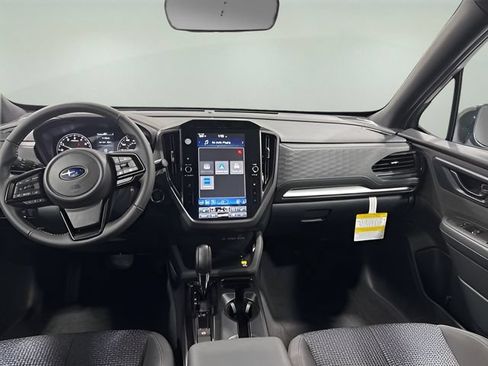 Used 2026 Subaru Forester Premium AWD/4WD image 9