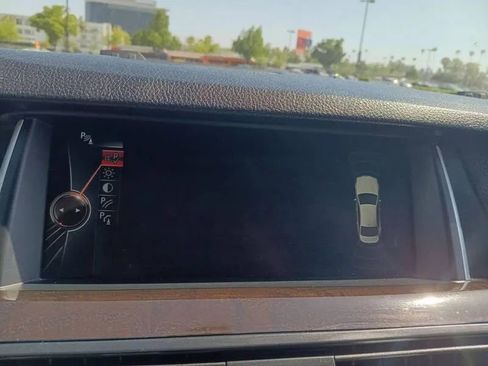 Used 2015 BMW 535i Sedan image 21