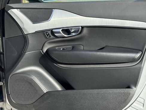 Used 2023 Volvo XC90 B5 Core w/ Protection Package Premier image 18