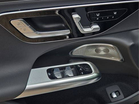 New 2026 Mercedes-Benz E 450 4MATIC Sedan image 17