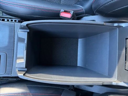 Used 2025 Ford Escape ST-Line image 32