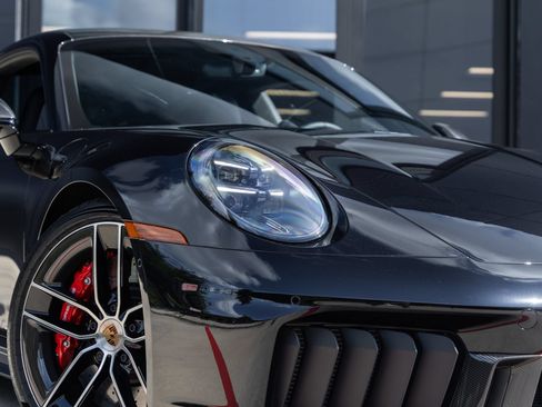Certified 2026 Porsche 911 Carrera GTS RWD image 22