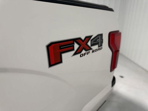 Used 2019 Ford F150 Platinum w/ Equipment Group 701A Luxury image 22