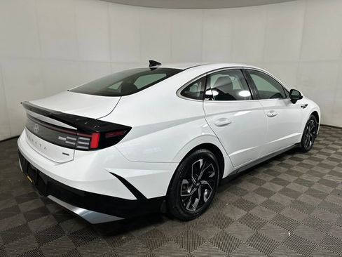 Used 2024 Hyundai Sonata SEL image 3