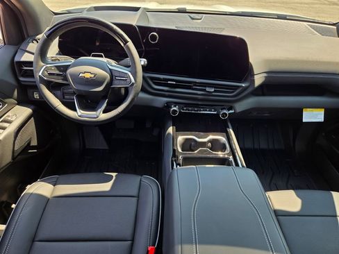 New 2026 Chevrolet Silverado EV LT image 18