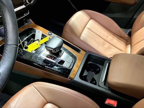 Used 2022 Audi Q5 2.0T Premium Plus image 16