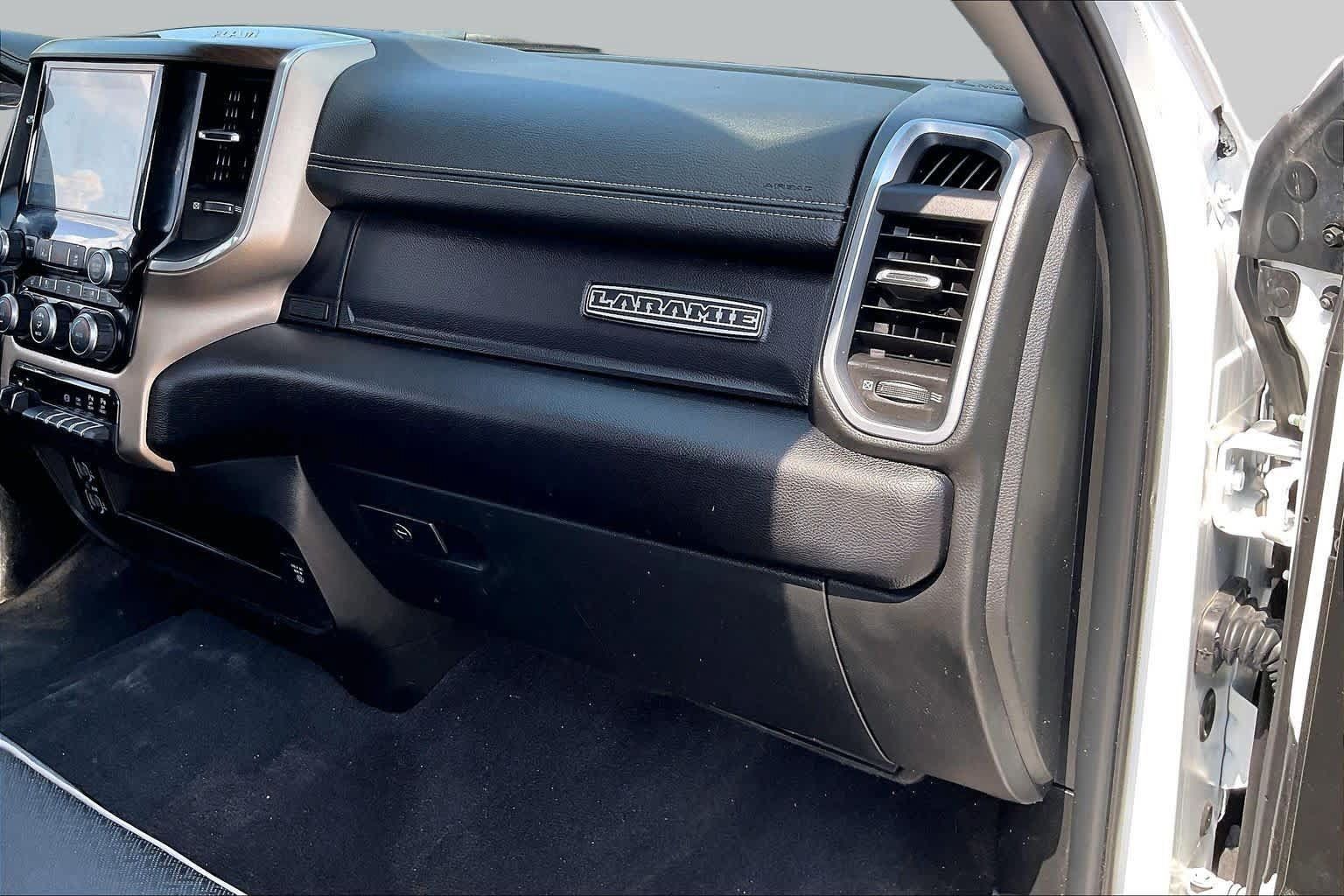 Used 2024 RAM 2500 Laramie w/ Safety Group AWD/4WD image 17