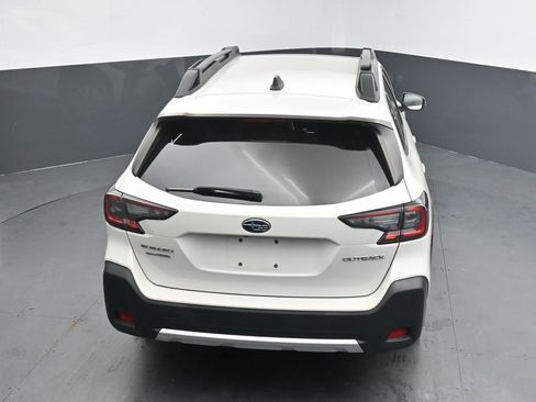 Used 2023 Subaru Outback Limited image 16