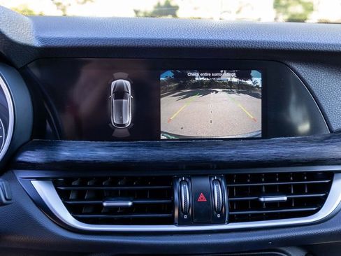 Used 2022 Alfa Romeo Stelvio Sprint image 30