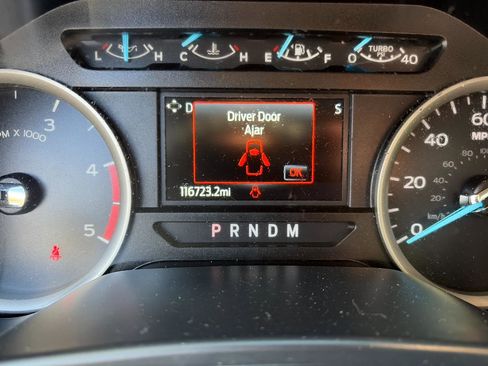 Used 2022 Ford F350 XLT w/ XLT Premium Package image 13