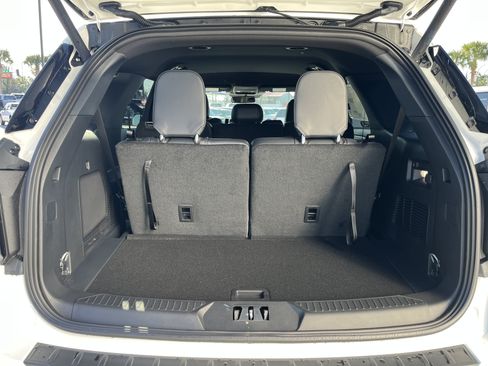 New 2026 Ford Explorer ST-Line w/ Premium Package RWD image 15