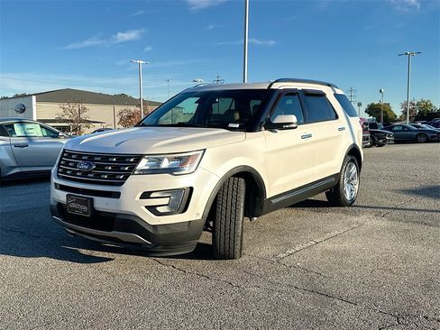 Certified 2017 Ford Explorer Limited w/ Equipment Group 301A image 2
