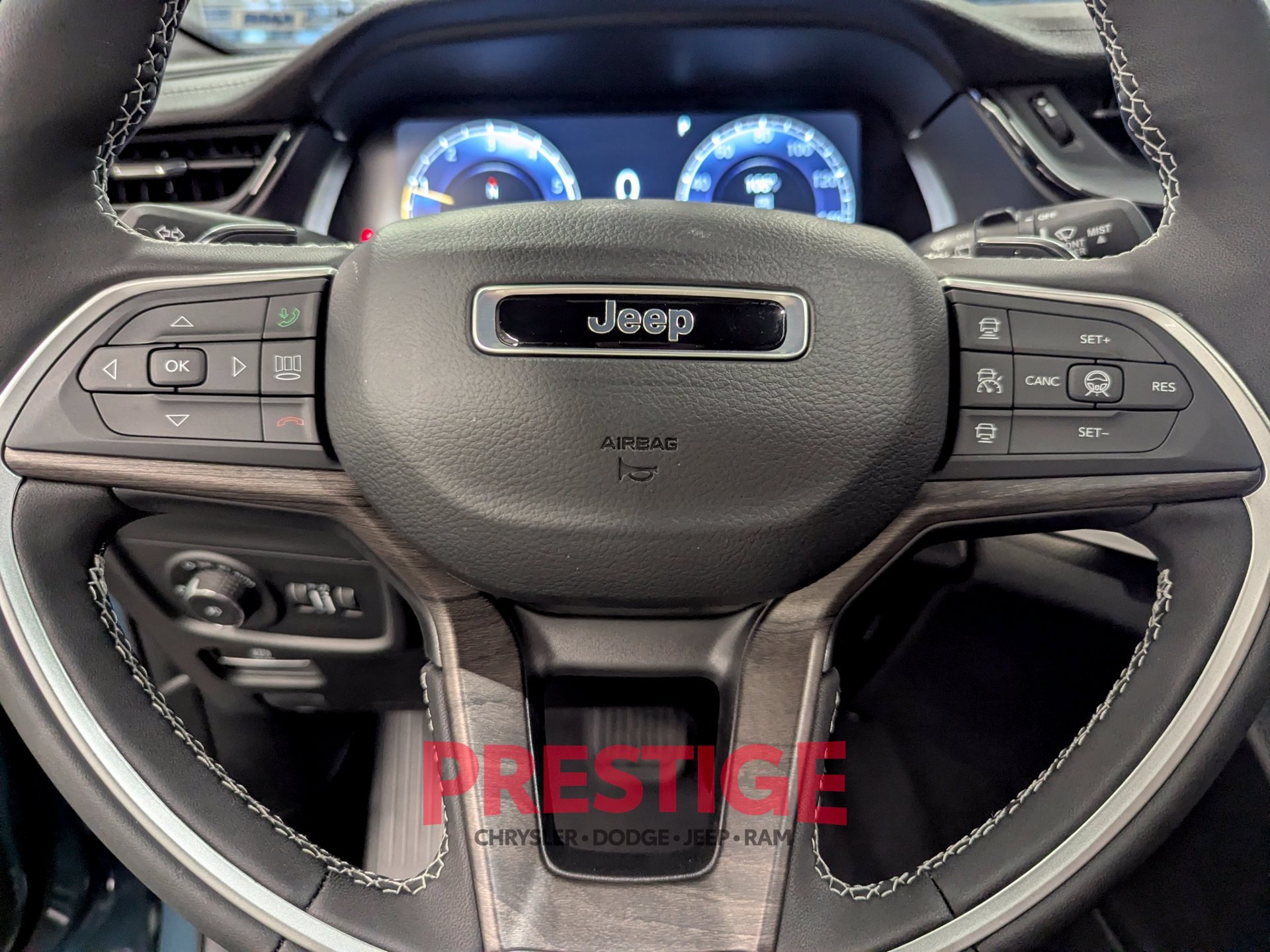 New 2026 Jeep Grand Cherokee Limited AWD/4WD image 14