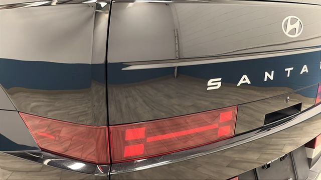 Used 2025 Hyundai Santa Fe Limited AWD/4WD image 42
