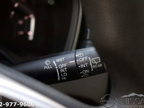 Used 2017 Honda CR-V LX image 21