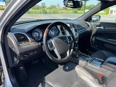Used 2011 Chrysler 300 C w/ Sound Group AWD/4WD image 10
