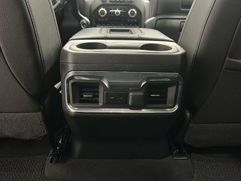 Used 2022 GMC Sierra 3500 Denali w/ Denali Ultimate Package AWD/4WD image 21