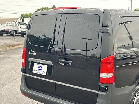 Used 2016 Mercedes-Benz Metris image 12