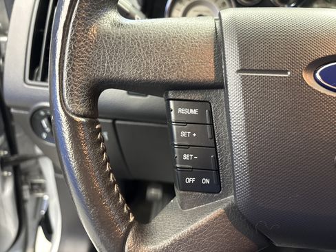 Used 2010 Ford Edge SEL AWD/4WD image 15