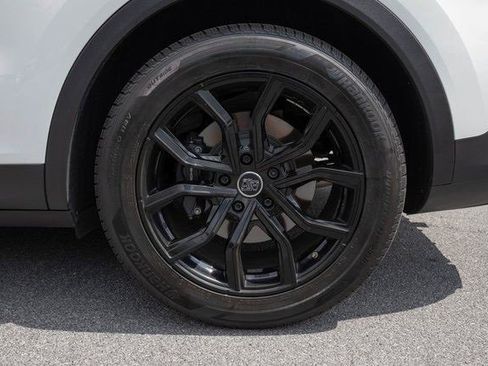 Used 2024 Porsche Cayenne image 6