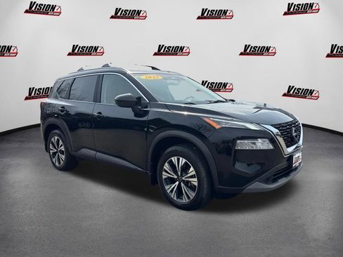 Used 2023 Nissan Rogue SV w/ SV Premium B Package image 3
