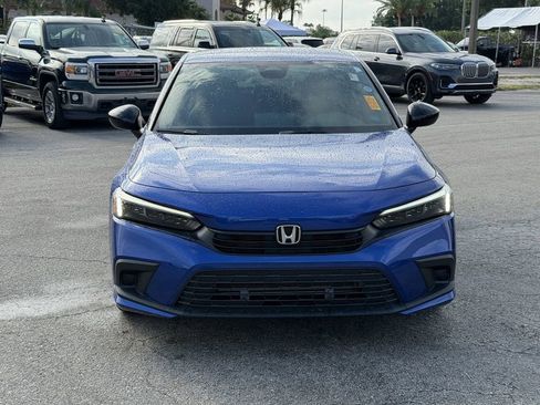 Used 2024 Honda Civic Sport image 3