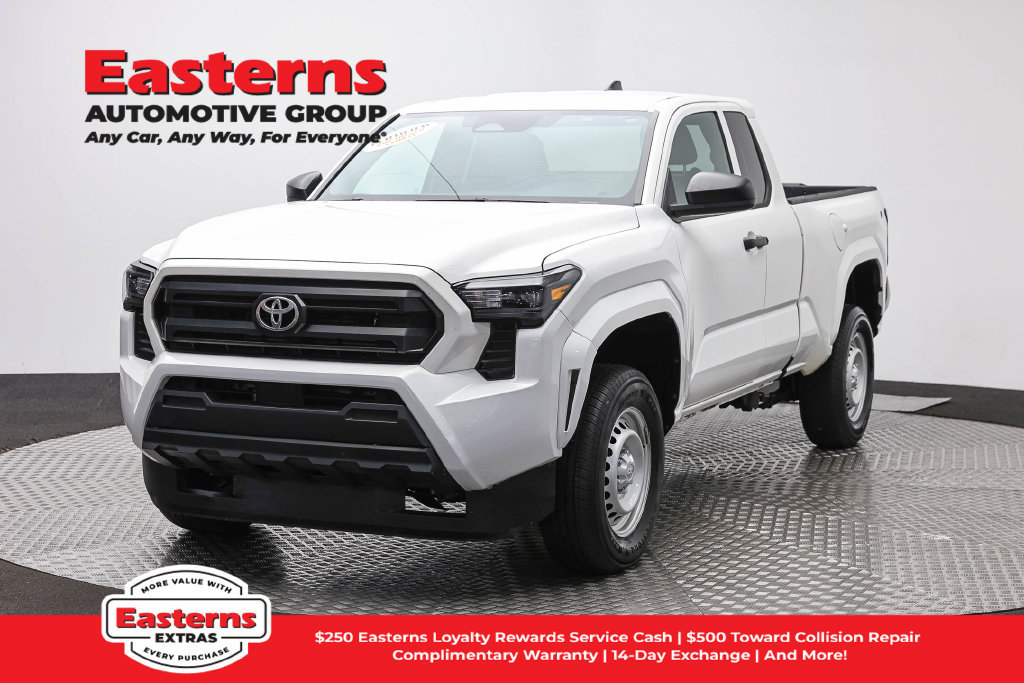 Used 2024 Toyota Tacoma SR RWD image 1