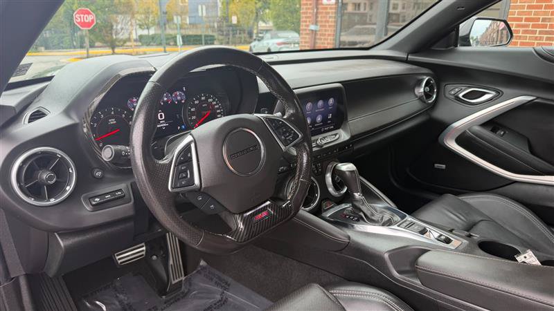 Used 2020 Chevrolet Camaro SS RWD image 20